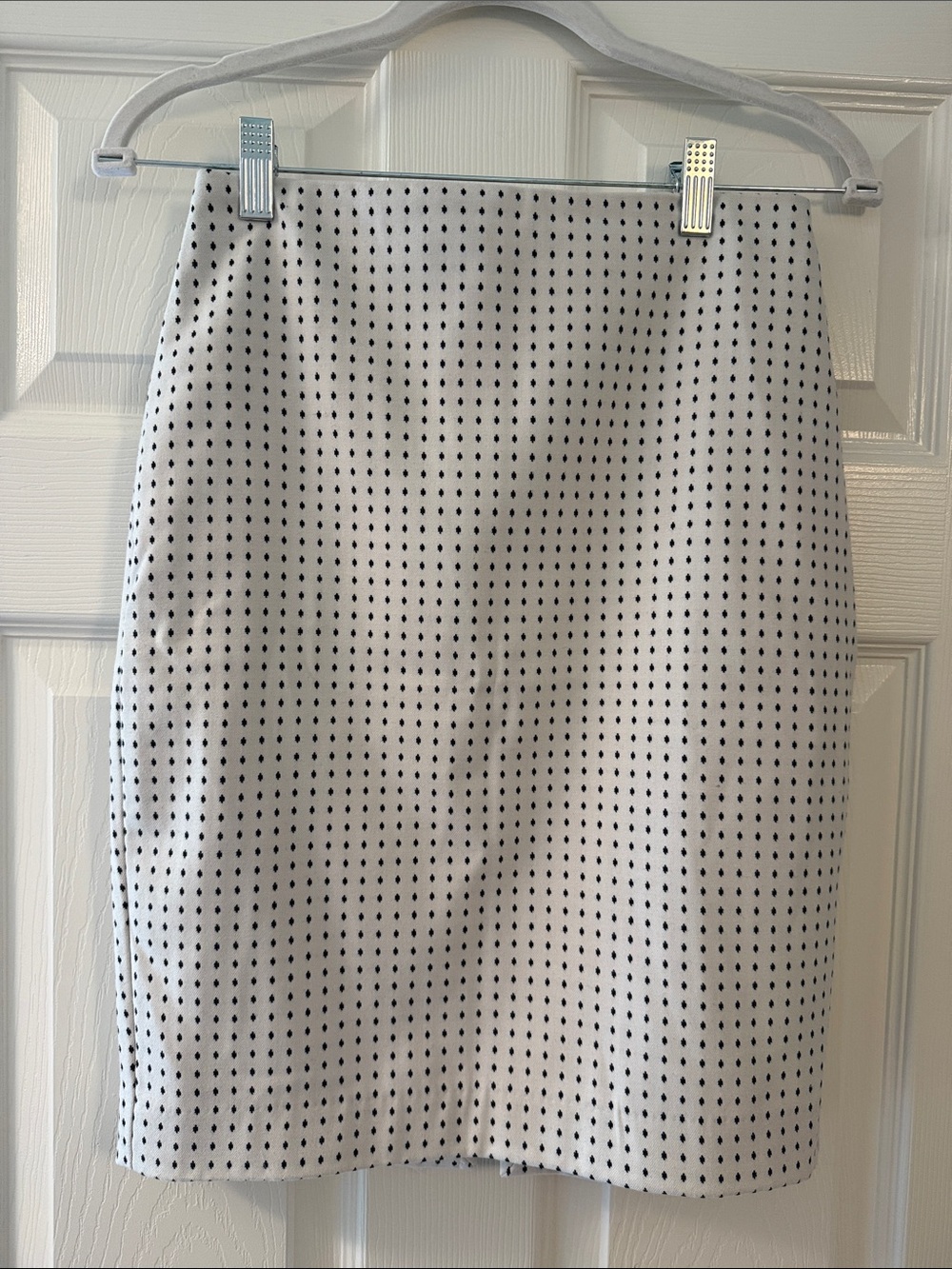 White & Black Express Pencil Skirt